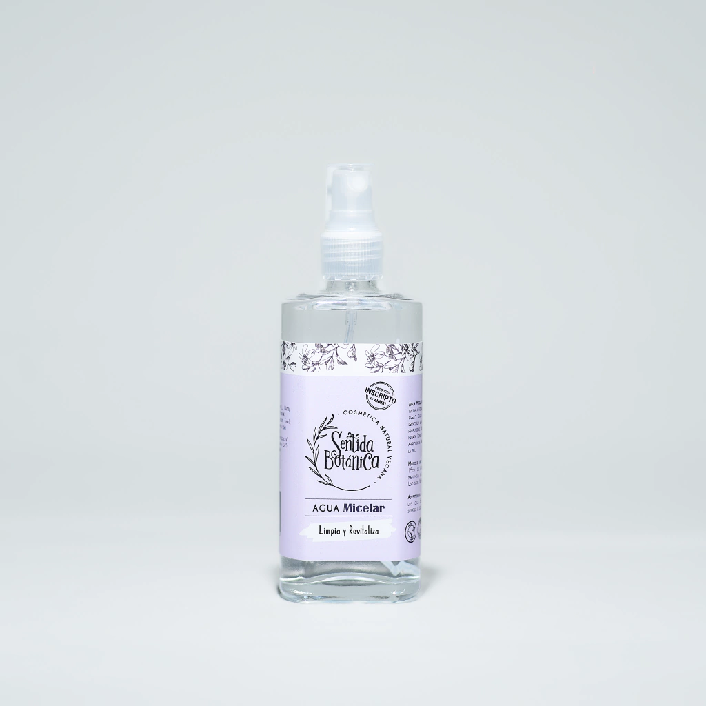 agua-micelar-c7d4414549c01aa5c317252683480429-1024-1024